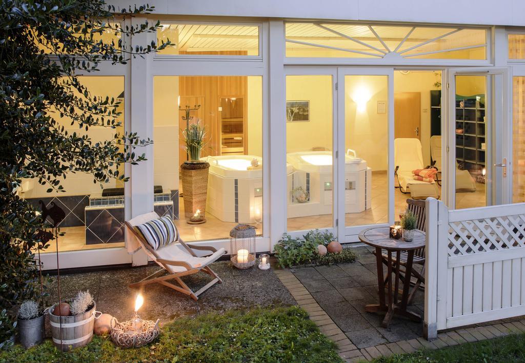 Ferien- Und Wellnesshotel Waldfrieden ヒッツアッカー エクステリア 写真